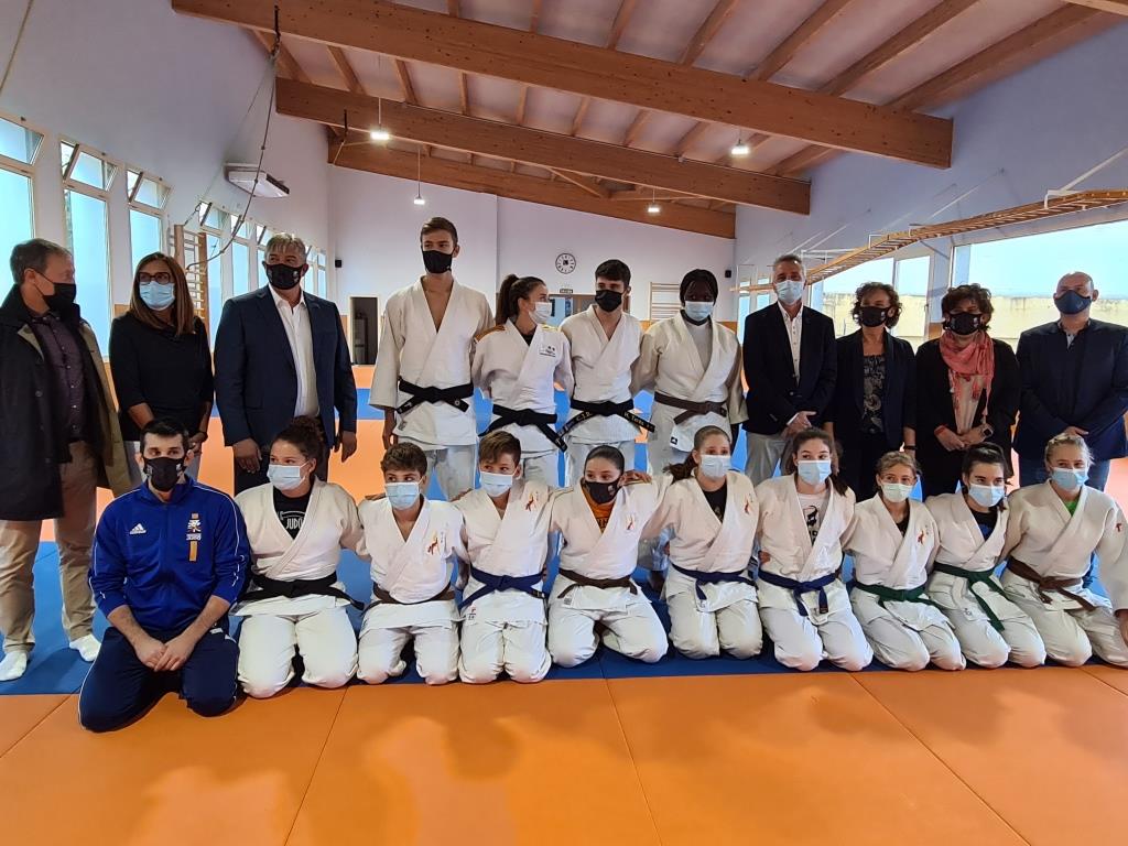 Trece promesas del judo estrenan el proyecto piloto de tecnificación deportiva especializada en Binéfar