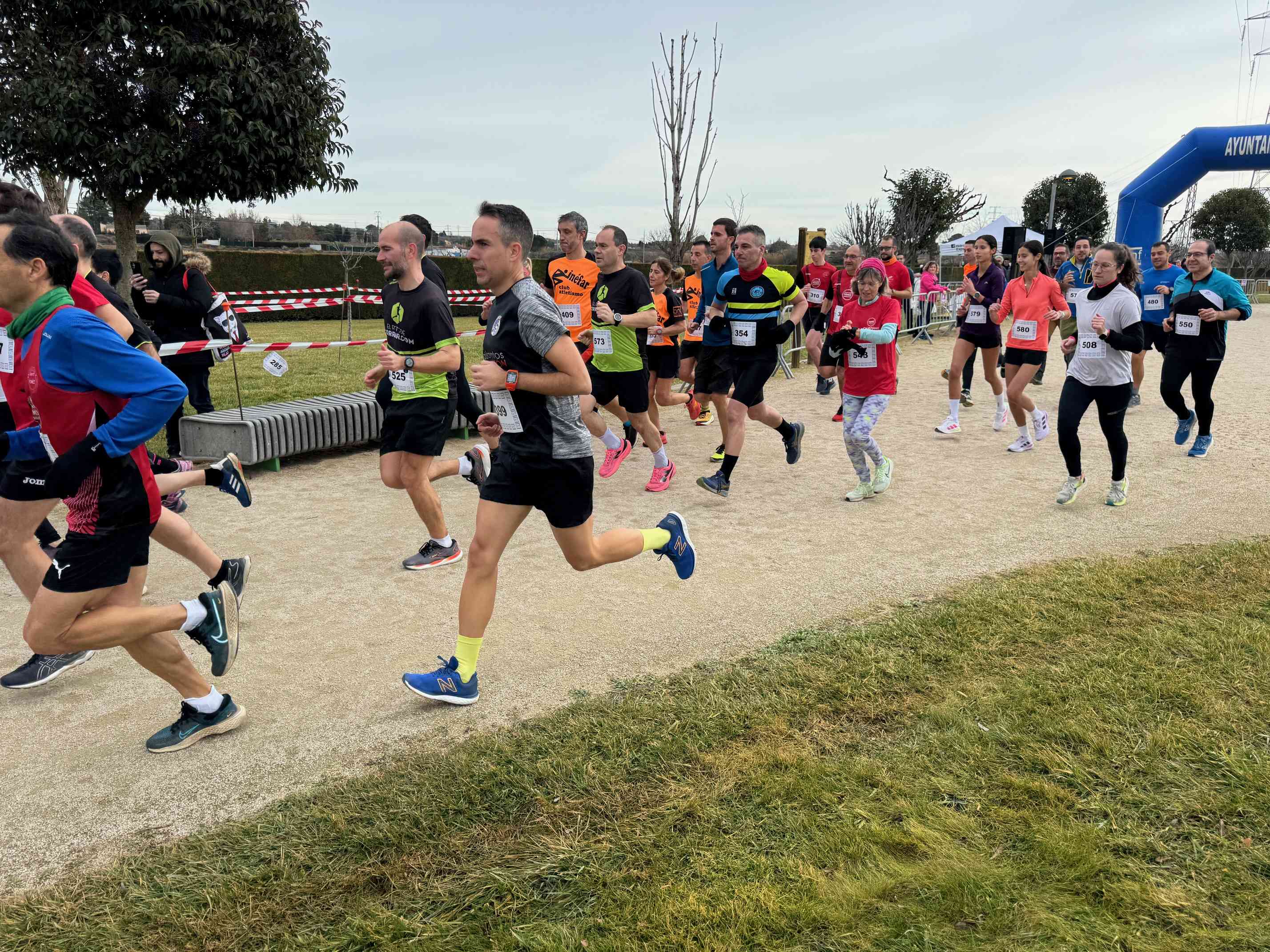 Unos 350 participantes en el Cross de San Quílez en Binéfar