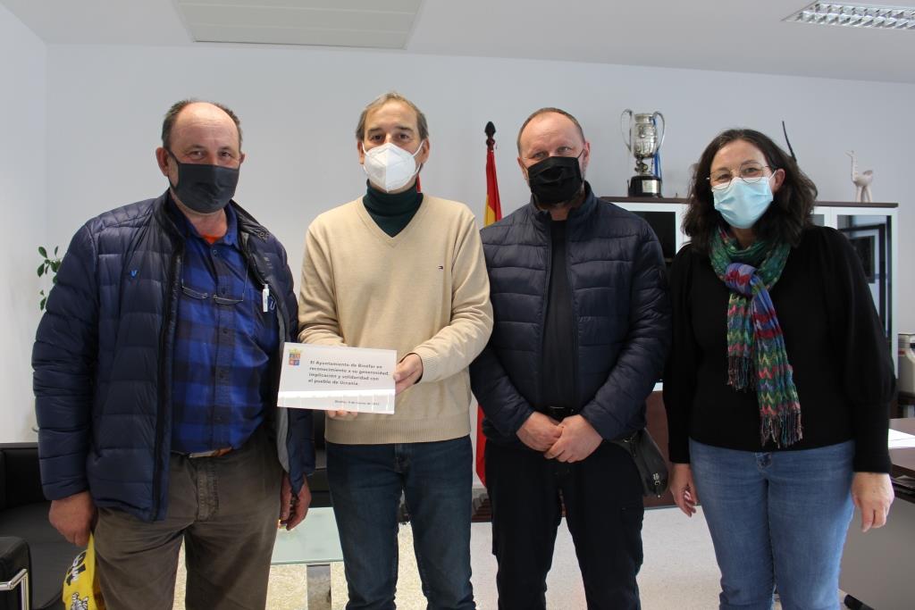 David Viudas recibe el reconocimiento oficial del Ayuntamiento de Binéfar por su caravana solidaria
