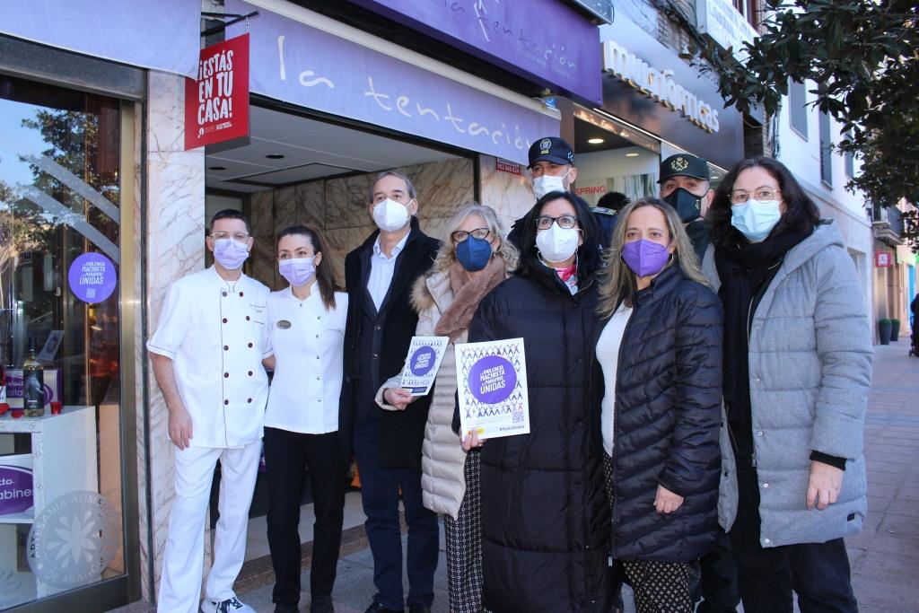 La campaña de Punto Violeta llega al comercio de Binéfar y la Litera