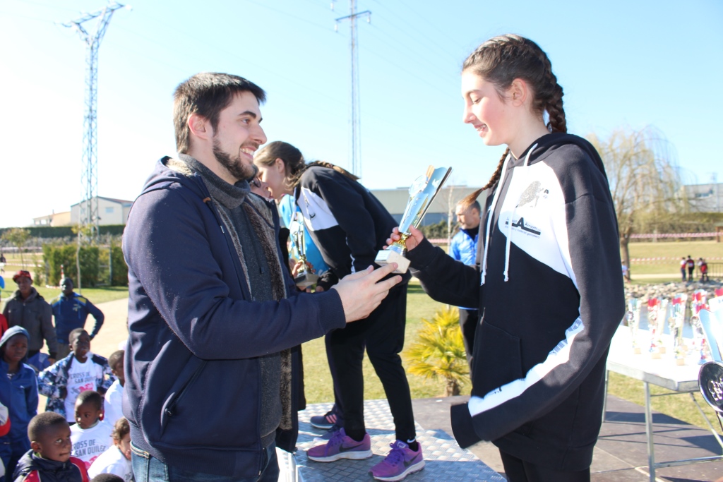 Alberto Susín y María Mallén vencen en la absoluta del XLII Cross de San Quílez celebrado en Binéfar