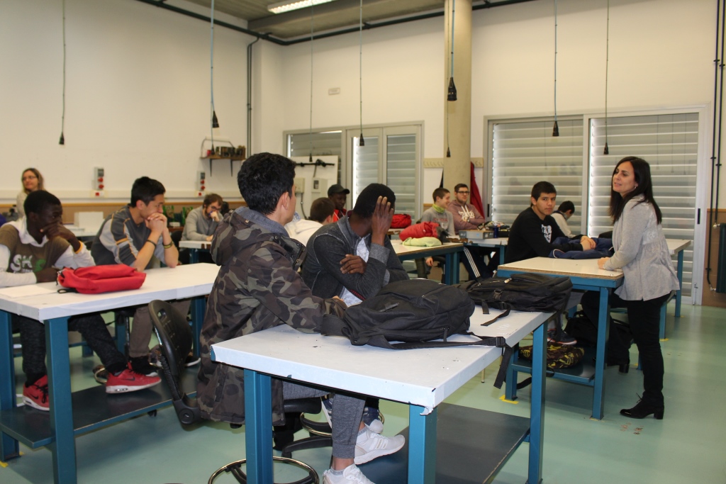 Alumnos de FP del IES Sierra de San Quílez aprenden a gestionar la inteligencia emocional