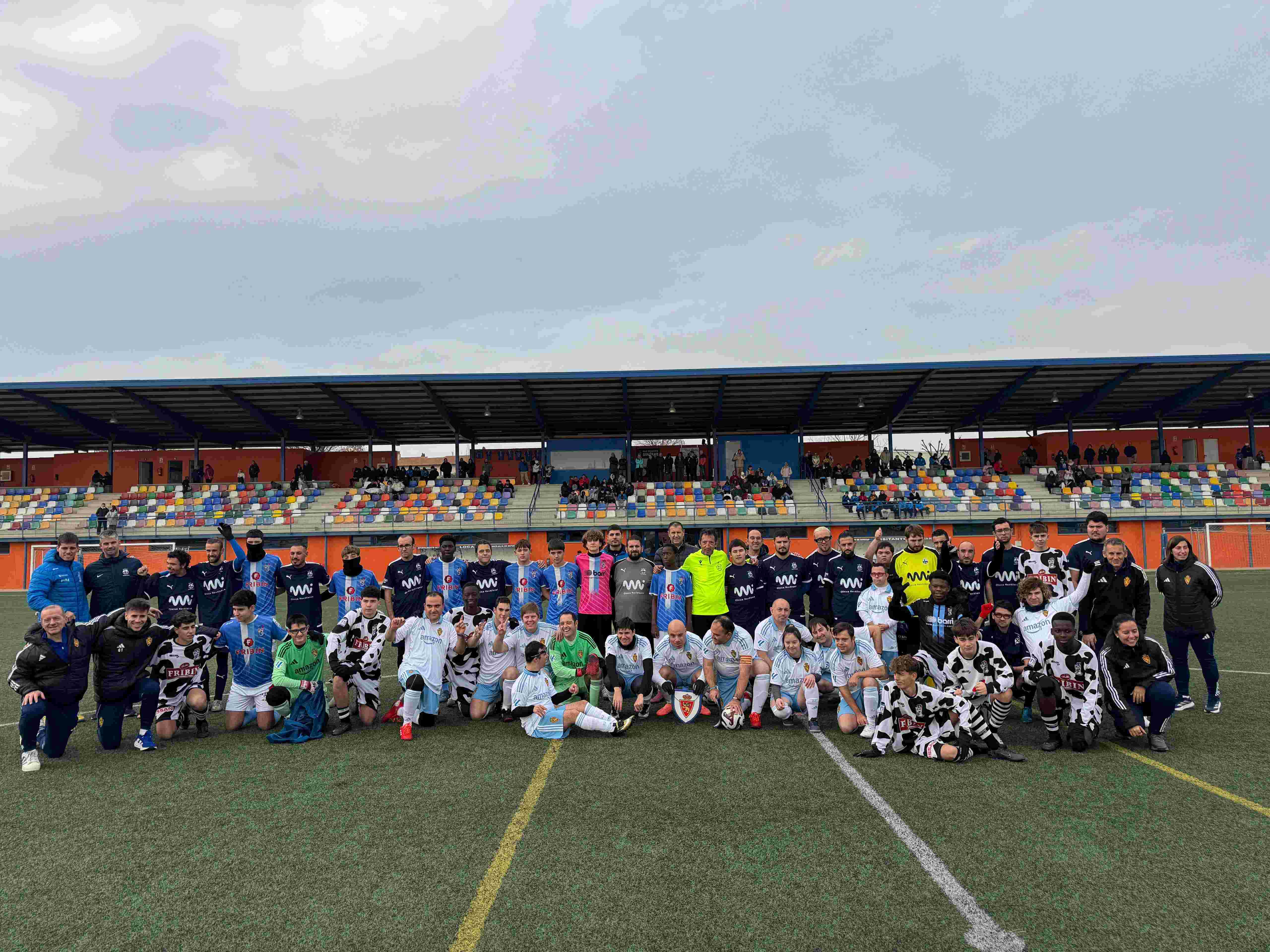 Binéfar vive la fiesta del fútbol de la inclusión