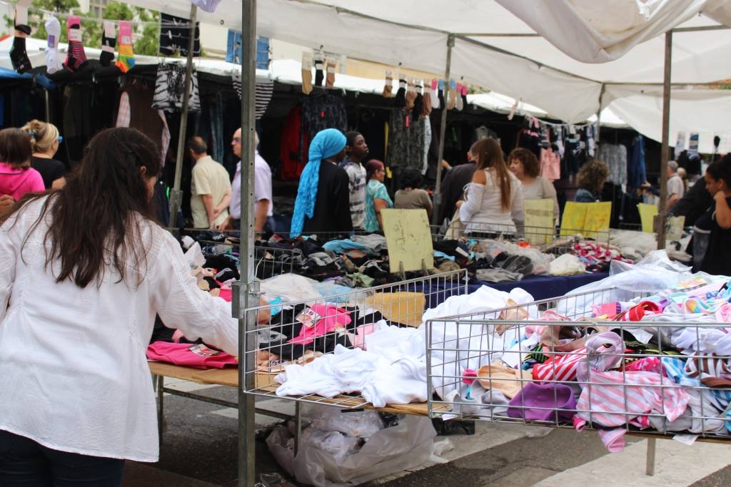 El mercado mensual de Binéfar se celebra el sábado 7 en el centro