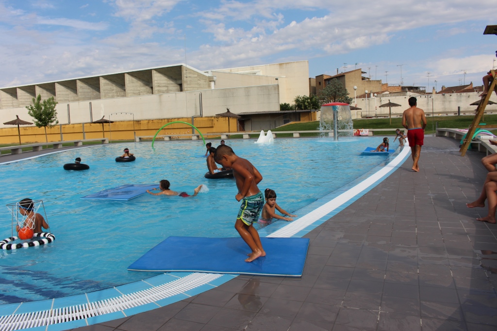 Las piscinas municipales cierran la temporada con cifras récord en usuarios e ingresos